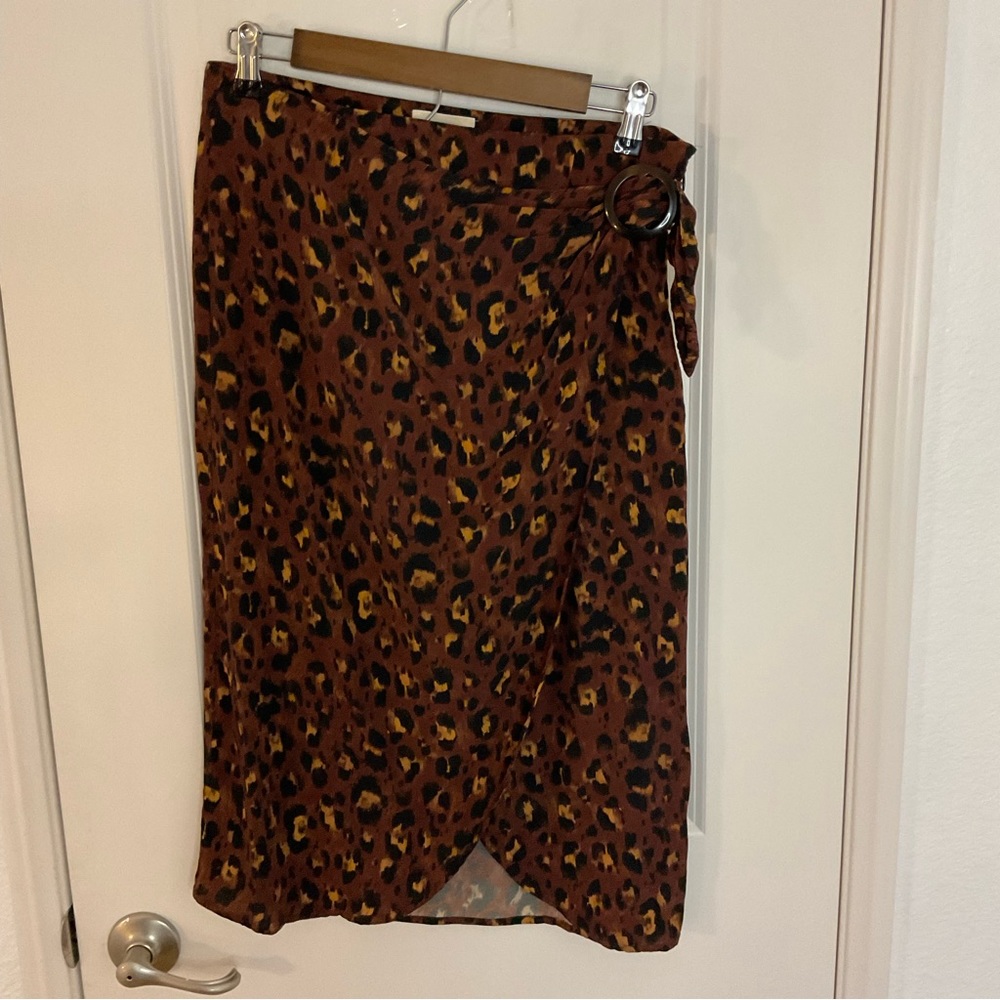 Sezane Animal Print Skirt Leopard W wrap and Built belt and buckle Sz 36
